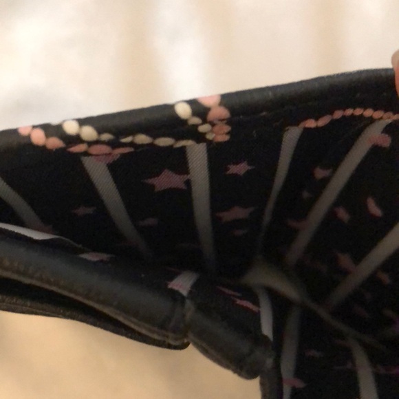 Betsey Johnson Luv Betsey Snap Card Wallet Black With Faux Pearl Bow Print NWT - Picture 13 of 16